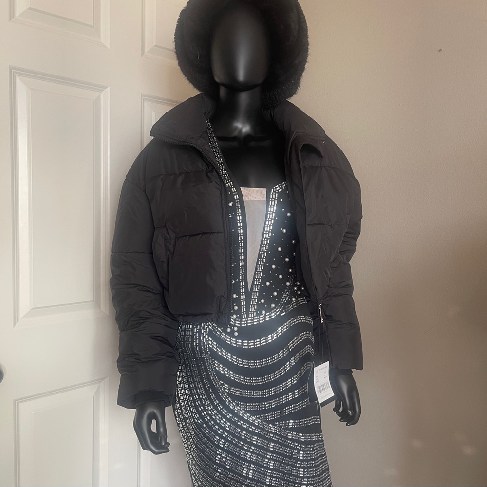 Cropped Black Puffer Jacket for Women